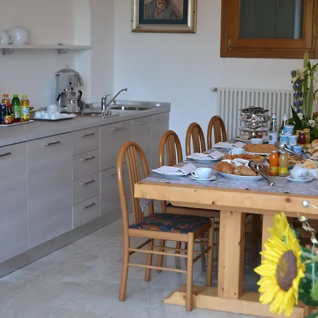 Carli Bed & Breakfast 3*